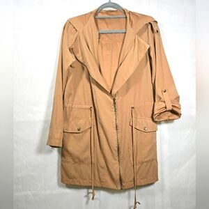 Akira Classic Trench w Hood 9